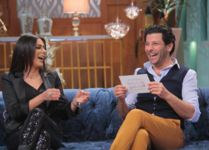 تحدي إياد نصار لإنجي المقدم فى" معكم" منى الشاذلي 