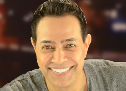 المطرب حكيم