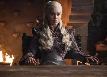 "دينيريس تارجاريان" في حالة من القوة والتحدي