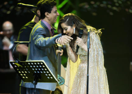 حفل بلقيس ووالدها أحمد فتحي في الكويت