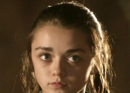 "آريا ستارك" في الموسم الأول وكانت تبلغ من العمر حينها 12 عاما 