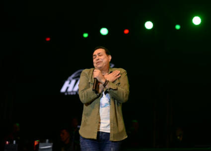 حكيم في حفل الأكاديمية البحرية بالإسكندرية 