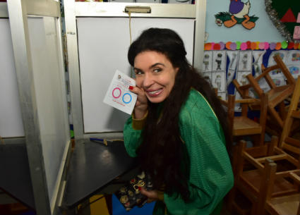 دينا في الاستفتاء على التعديلات الدستورية