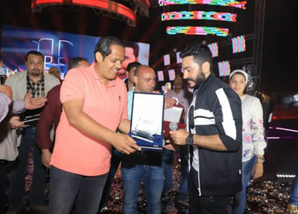 حفل تامر حسني في نادي الزهور لصالح حملة "أنت اقوى من المخدرات"