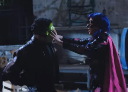 سوبر ميرو تضبط اللص