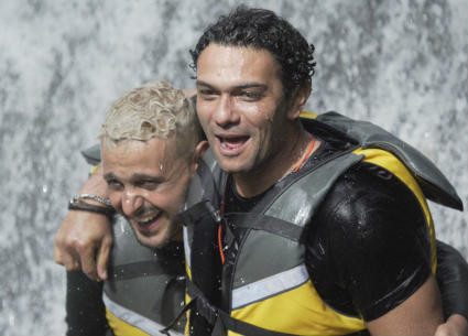 آسر ياسين مع "رامز في الشلال"