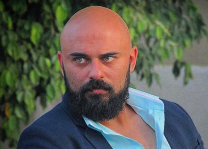 أحمد صلاح حسني