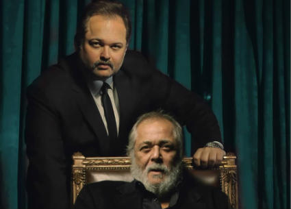 محمد محمود عبد العزيز ووالده