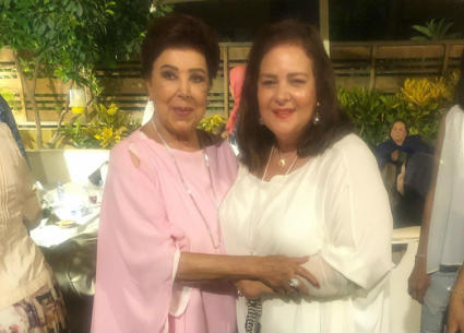 رجاء الجداوي تحتفل بعيد ميلادها وسط الأصدقاء