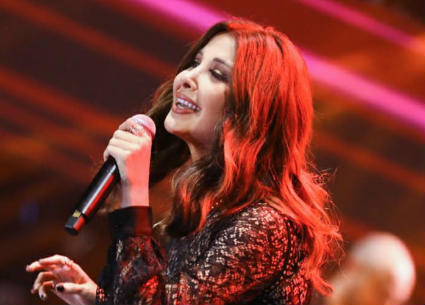 نانسي عجرم أطلت في أكتوبر في 3 حفلات واختارت لهم جميعا اللون الأسود!