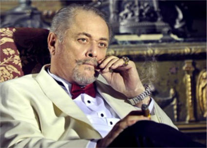 محمود عبد العزيز