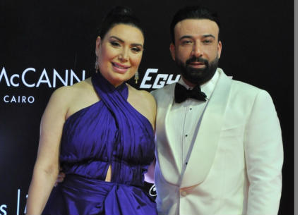 عبير صبري وزوجه