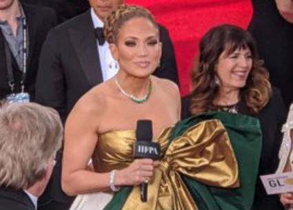 أسوأ إطلالات الفنانات في Golden Globes 77
