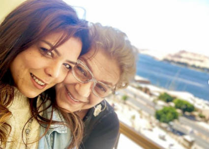 ناهد السباعي ووالدتها