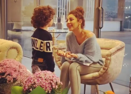 ميريام فارس وابنها