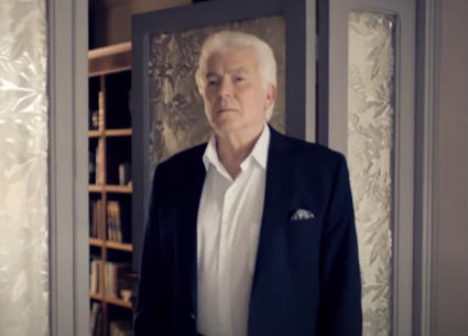 الفنان محمود قابيل يغيب عن الجمهور من عام 2015 وفيلم &quot;هز وسط البد&quot;
