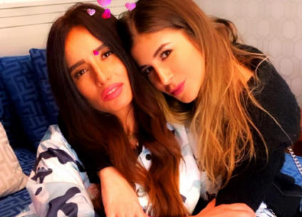 ملك قورة وزينة