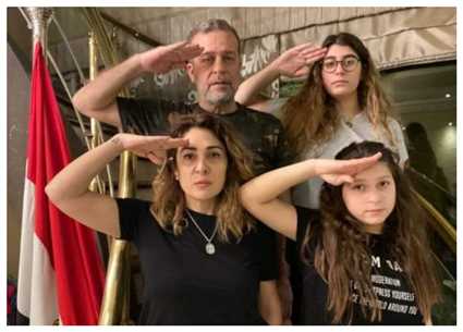 شريف منير وأسرته