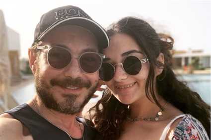 ملك ووالدها أحمد زاهر