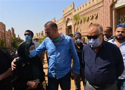 جنازة عايدة كامل