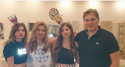 رانيا فريد شوقي وابنتيها وزوجها