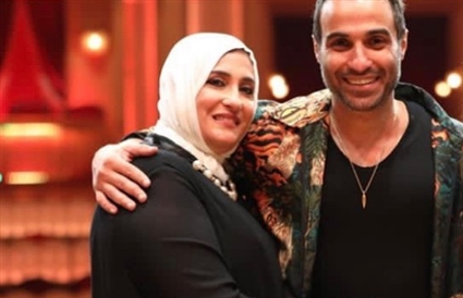 أحمد فهمي ووالدته