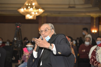 عزت العلايلي