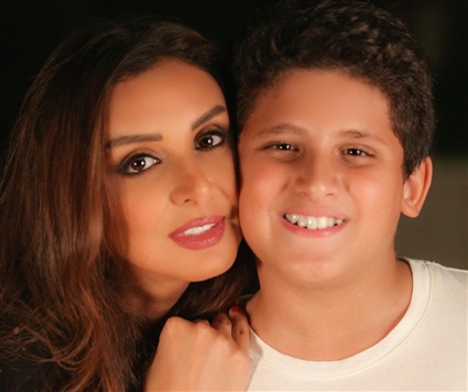 أنغام وابنها