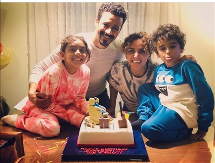 علا رشدي وأحمد داود وابنيهما