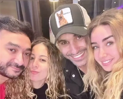 أحمد فهمي وهنا الزاهد ونادر حمدي وزوجته