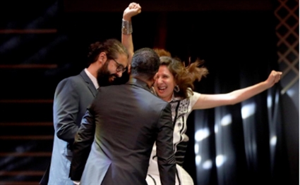 مي عودة وفريق فيلم 100 متر