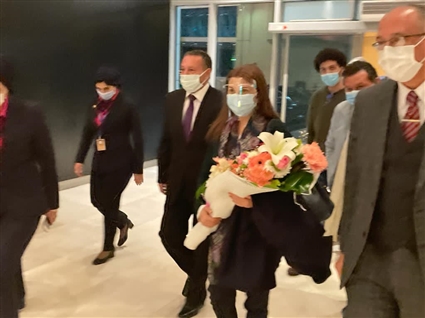 وصول ماجدة الرومي لمطار القاهرة