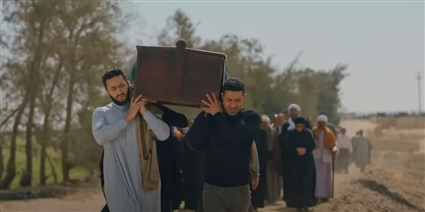 شارك صابر المداح في جنازة غالب الذي قام بقتله