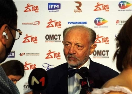 عبد العزيز مخيون