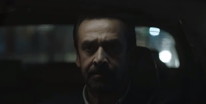 خرج &quot;زكريا&quot; من منزله وأخذ سيارته وهو يعرف أنه مراقب
