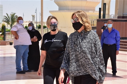 الصور الأولى من جنازة سمير غانم