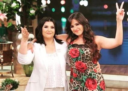 ياسمين عبد العزيز ومنى الشاذلي