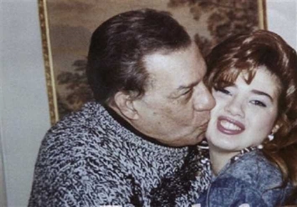 رانيا فريد شوقي مع والدها الراحل 