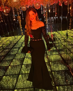 ليلى أحمد زاهر تلفت الأنظار في ظهورها الأخير