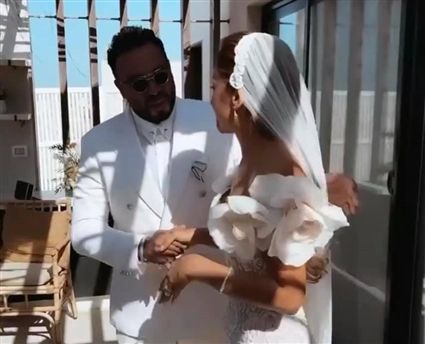 نيللي كريم وهشام عاشور في زفافهما 