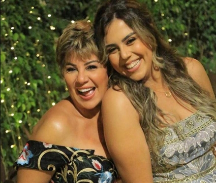 مفيدة شيحة وابنتها