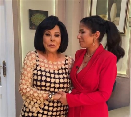 منى زكي وإسعاد يونس