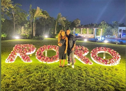 محمد حلاوة وزوجته ريهام حجاج