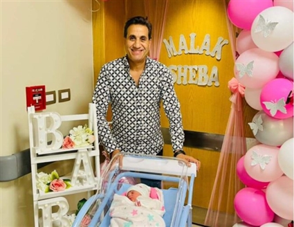 أحمد شيبة مع مولودته