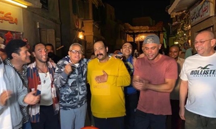 محمد ثروت وفريق فيلم عمهم