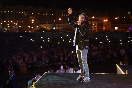 بهاء سلطان يُطرب جمهور الإسكندرية.. ودياب يُشعل الأجواء