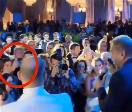 دينا الشربيني وعمرو دياب