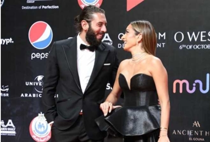 أمينة خليل وتامر هاشم