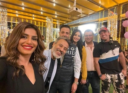 مراد مكرم وفريق عمل حكاية &quot;سكر مر&quot; 