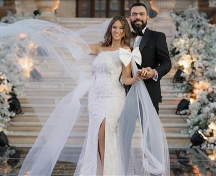 خالد عليش وزوجته